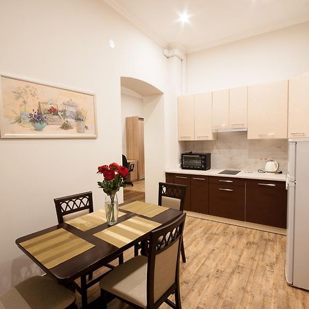 Wonderful Flat On City Center Uschhorod Exterior foto