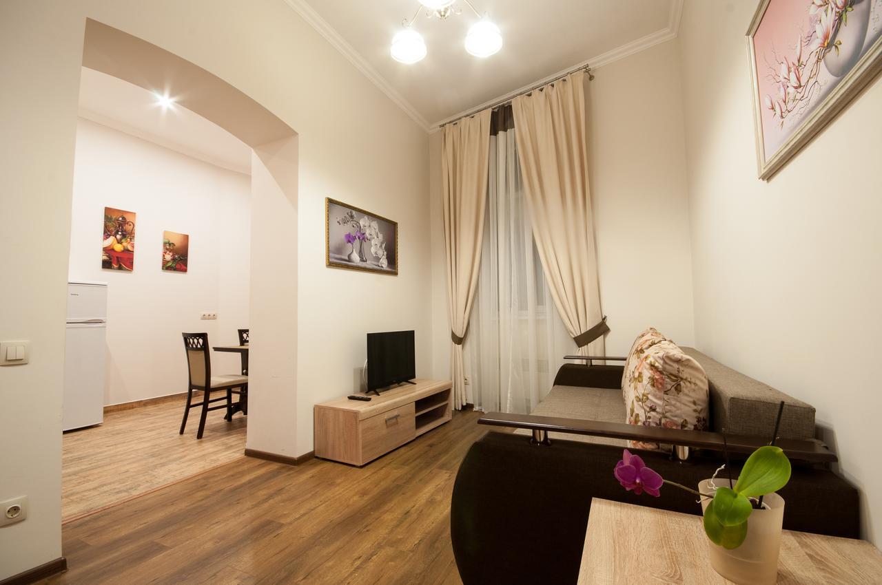 Wonderful Flat On City Center Uschhorod Exterior foto